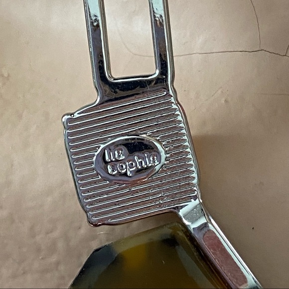 Lia Sophia women animal print amber colour cut crystal, signed necklace. Used. - Picture 10 of 12